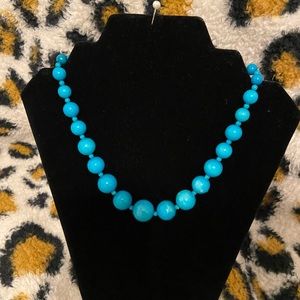 Vintage Turquoise beaded necklace!!!!!